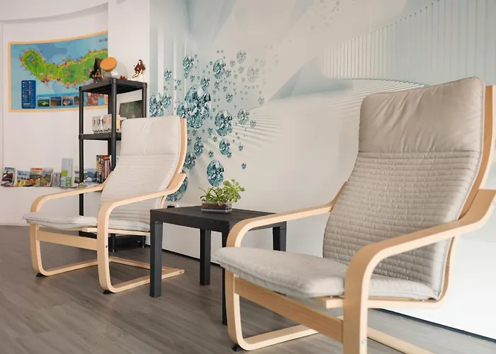 Delightful Seaside Studio Apartment D - Faraway